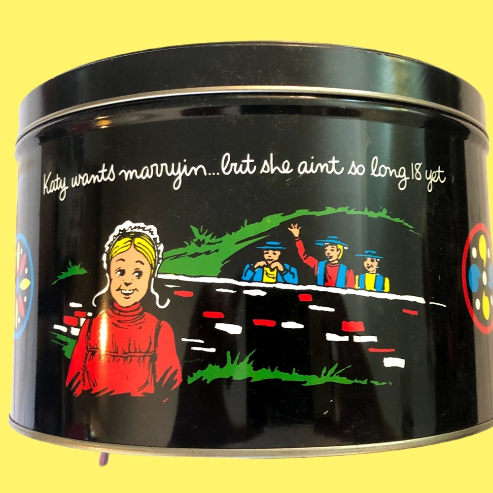 Rare Amish Mennonite Folk Biscuit Tin‎